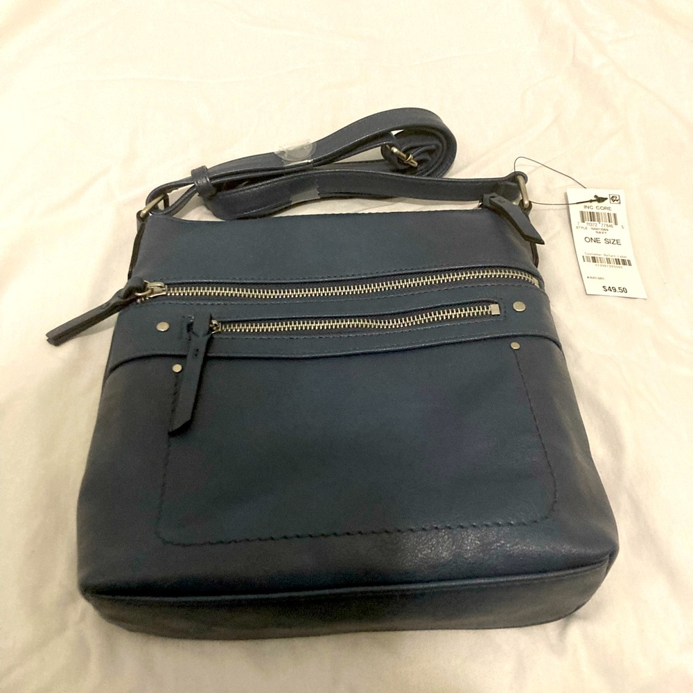 Navy crossover purse